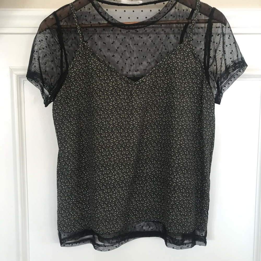 🍦SALE Floral Print Polkadot Mesh Top great under cardigan - Picture 6 of 9